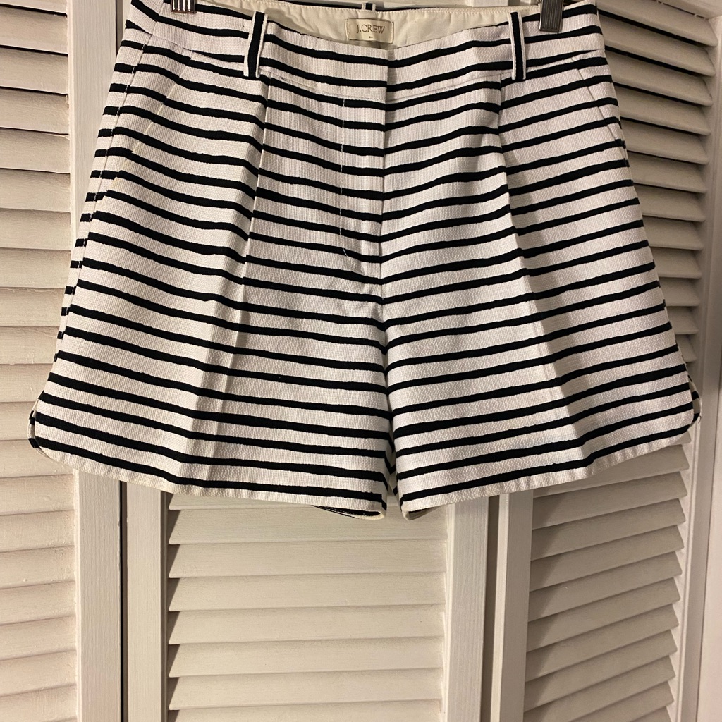 J. Crew Shorts Womens 2 White With Black Stripes Perfect Condition!